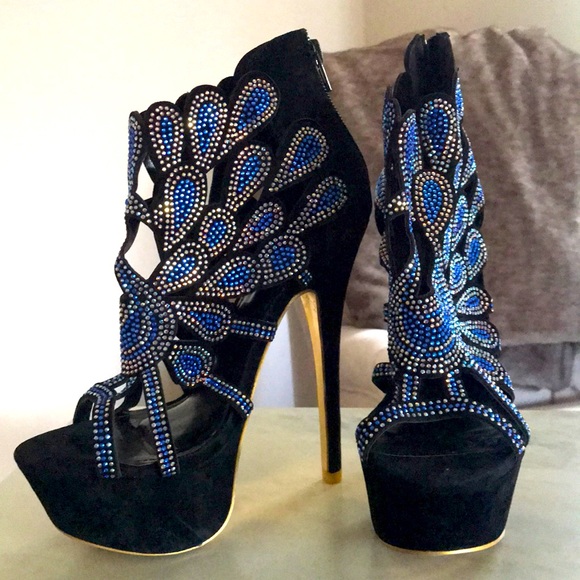 Peacock Stilettos - Picture 2 of 6